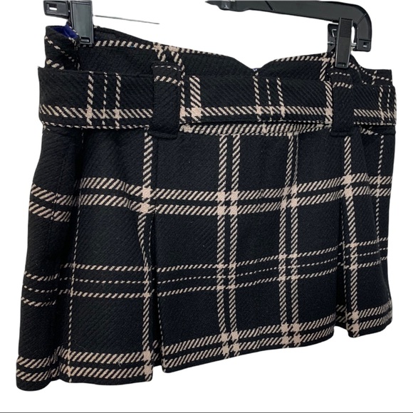 AMERICAN EAGLE BLACK AND BEIGE PLAID WOOL BLEND PLEATED MINI SKIRT SIZE 10 NWOT - Picture 4 of 9